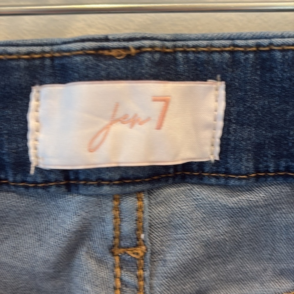Jen 7 by 7 for all mankind - Cropped Fringe Hem Straight Leg Jean - Size 16. - Picture 6 of 15